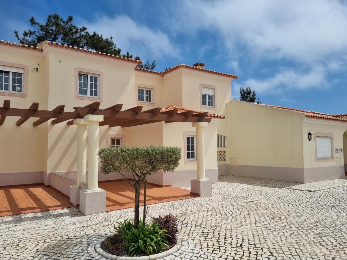 Praia D'El Rey - Townhouse Dom Duarte Amoreira  Bagian luar foto